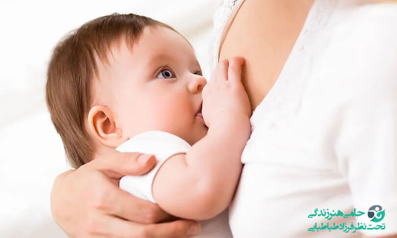علت تعریق زیاد در دوران شیردهی | چگونه تعریق در شیردهی را کنترل کنیم؟