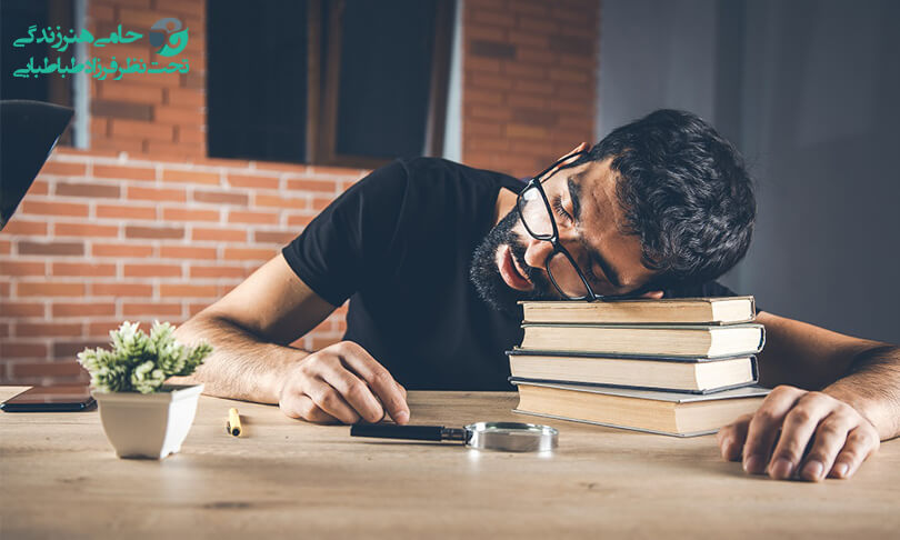 جلوگیری از خواب آلودگی برای درس خواندن و روش مطالعه مفید در شب