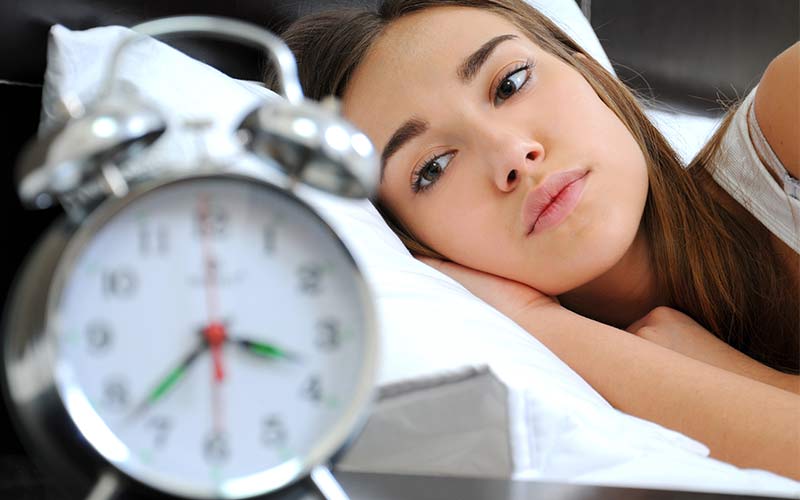 درمان بی خوابی و 5 راهکار ساده برای درمان بی خوابی