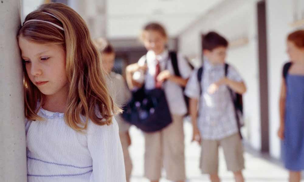 اضطراب اجتماعی کودکان | راهکارهایی برای کاهش اضطراب اجتماعی کودکان