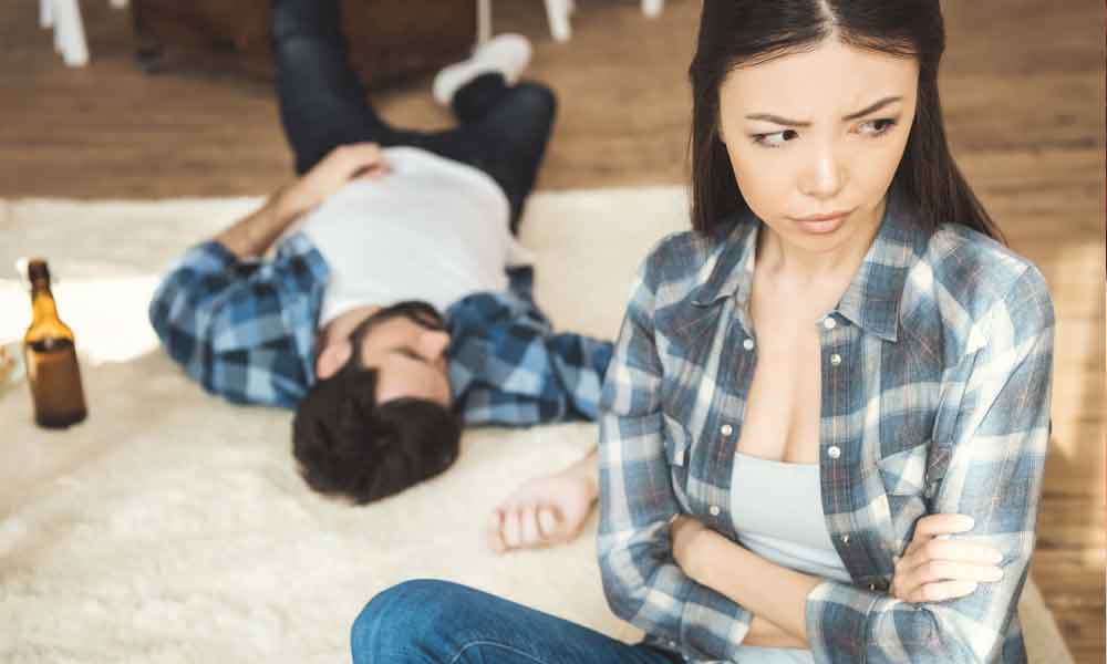 همسر معتاد | برخورد و رفتار مناسب با زن یا شوهر معتاد
