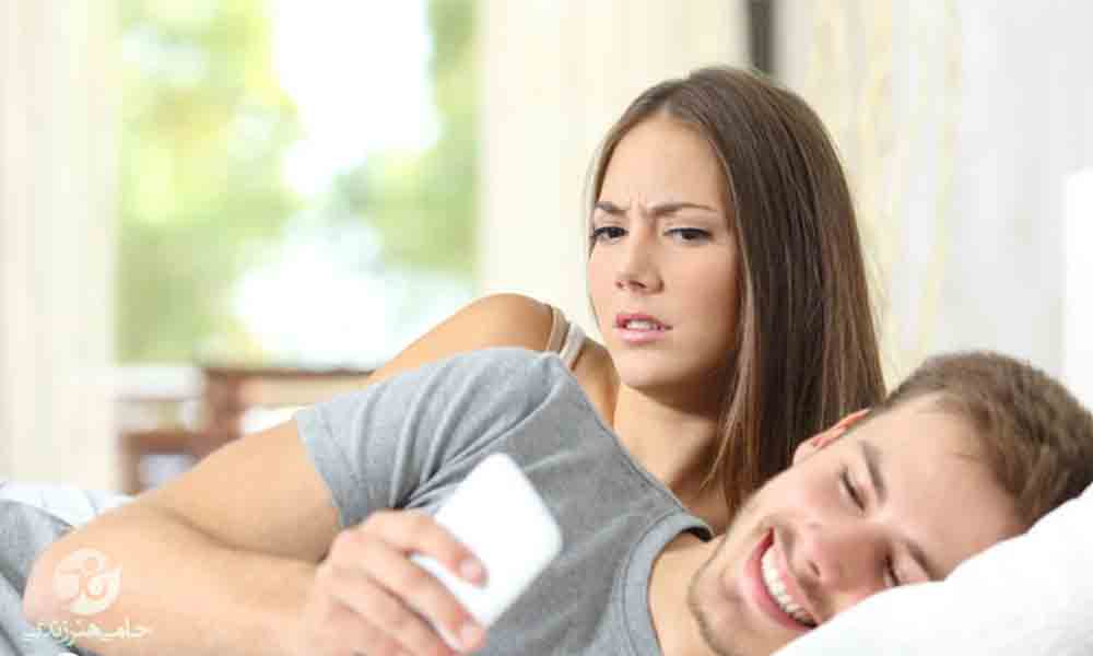 تشخیص خیانت همسر | راههای دريافتن خیانت همسر (زن و مرد)