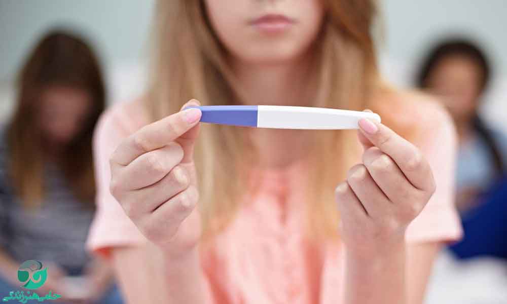 بارداری در سن پایین | معایب و تاثیرات بارداری نوجوان