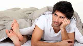کمبود میل جنسی مردان | علل و روش های درمان بی میلی مردان