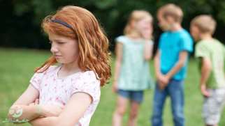 عدم توانایی دوستیابی کودکان | دلایل و راه های مقابله