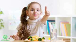 غذای مقوی برای کودکان | چگونه به تغذیه کودکان کمک کنیم؟