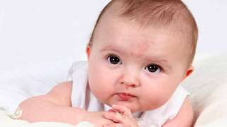 موی پیشانی نوزاد | روش های از بین بردن موی پیشانی نوزاد