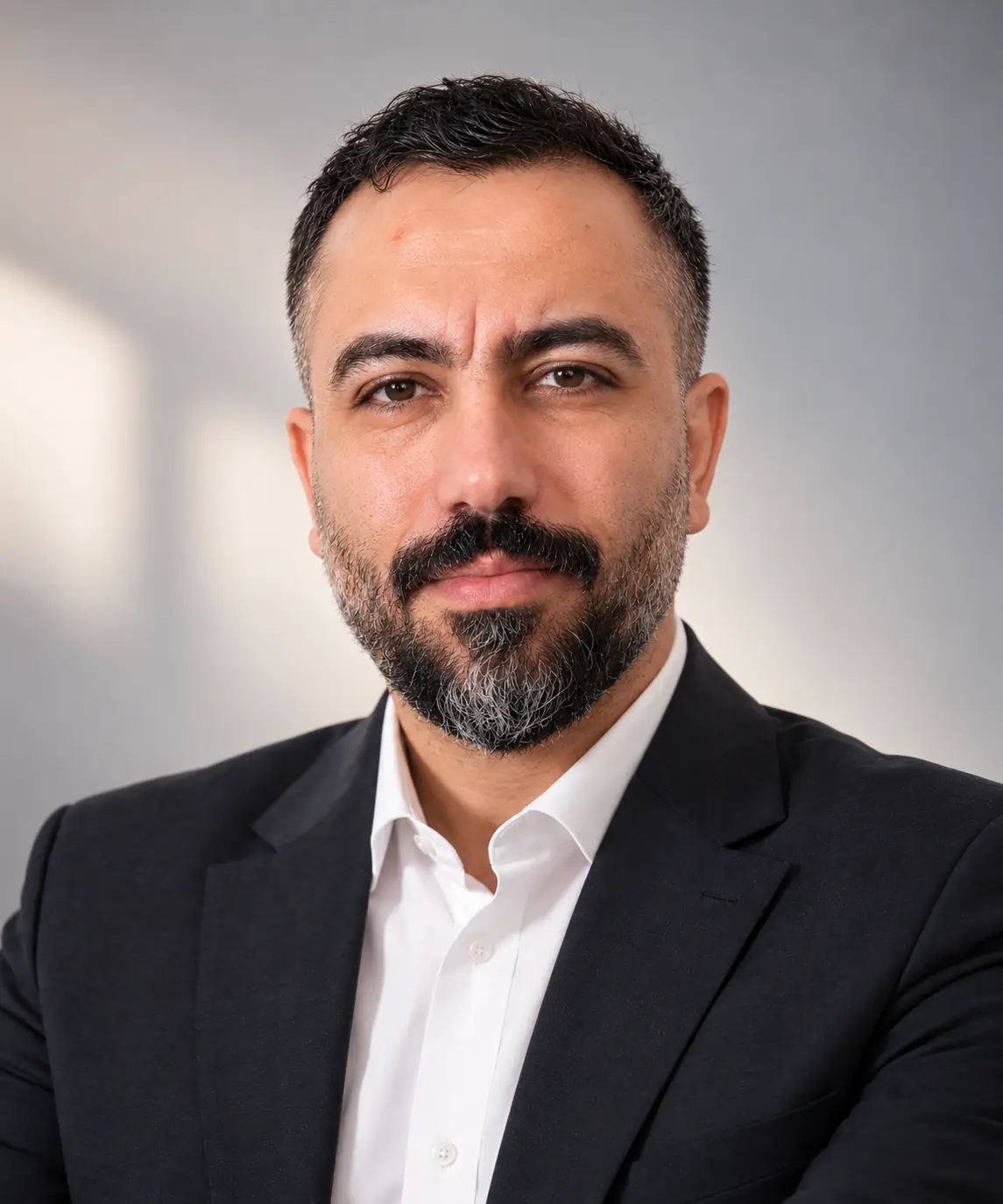 دکتر فرزاد طباطبایی